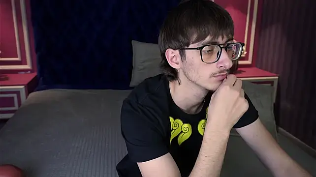 RonBevs' Live XXX Chat