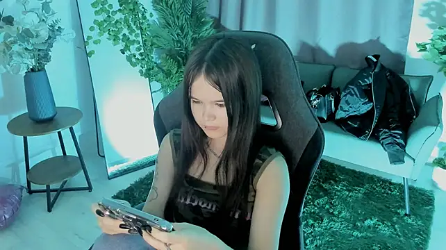 Elainebeness XXX чат на живо
