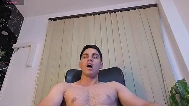 Jeremy_01 Chat XXX in diretta