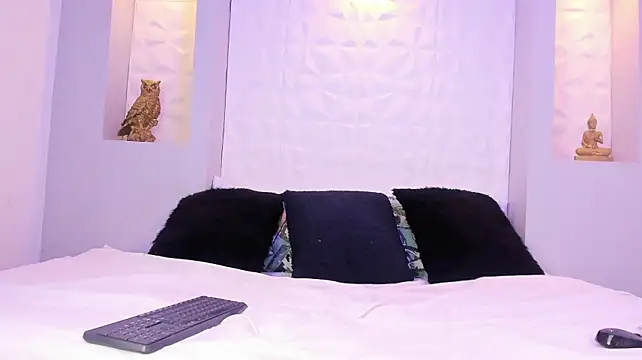 Seraphine_2 Adlı Modelin Canlı XXX Sohbeti