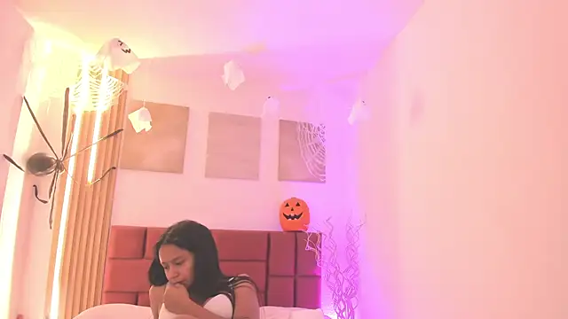 CataleiaLatin Chat XXX live