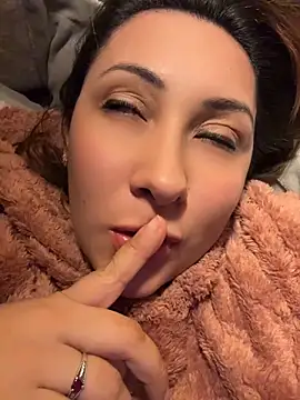دردشة KittyObsession الجنسية المباشرة