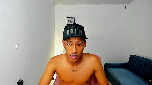 XXX chat uživo modela marlo_vip