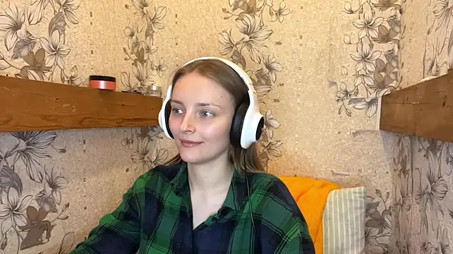 EmyMiu Chat XXX live