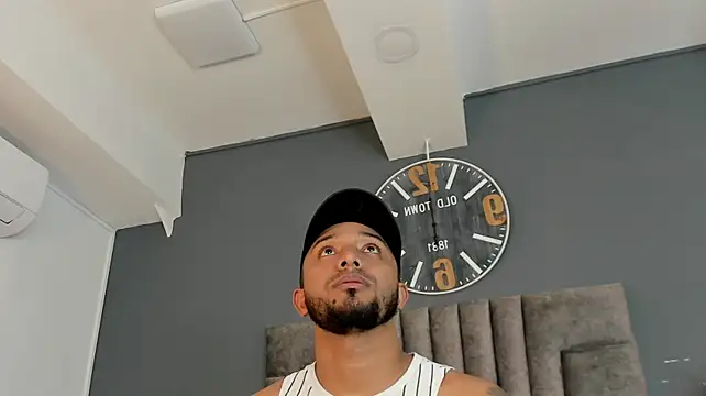 Robin_Riefn Live XXX chat