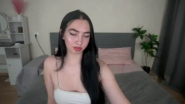 WildKittenX_ – Live XXX-chat
