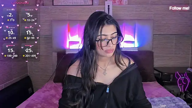 Chat XXX Live mia_devine_