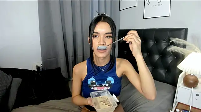CandicemeowのライブXXXチャット
