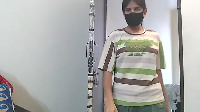 Aayusmatisharma Chat XXX in diretta