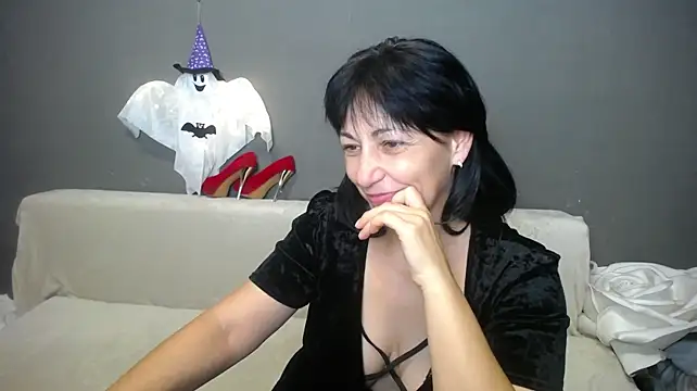 LiluGrants' Live XXX Chat