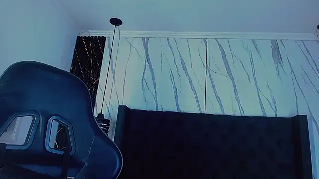 Angel_foxc13: онлайн-секс-чат