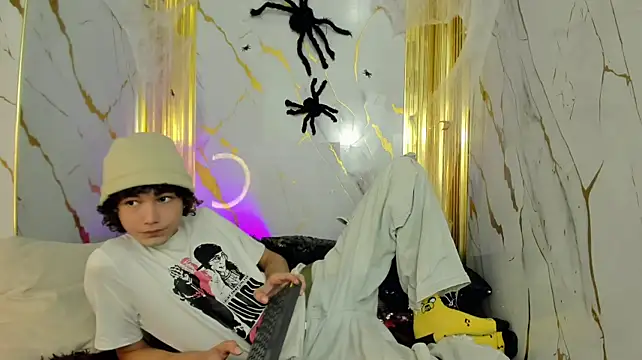 Chat XXX Live thanier_18