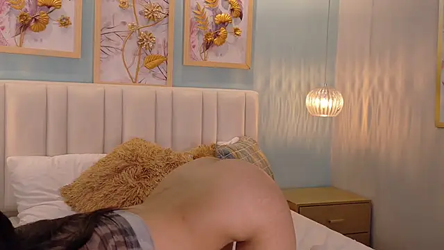 MillaJames_'s Live XXX Chat