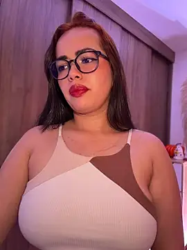 andra_rose 即時 XXX 聊天