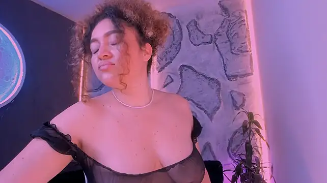 Kateryn_ Chat XXX in diretta
