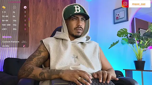 Chat XXX ao vivo de Latinmoster_boss