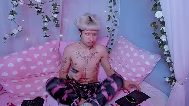 FinnEcho Live XXX Chat