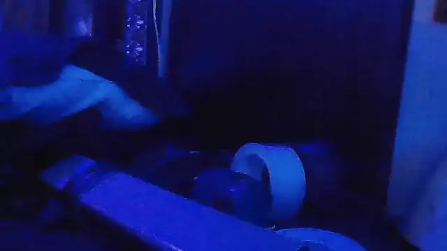 crassanova élő XXX-chatje