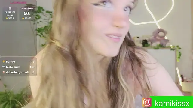 KamiKiss live XXX chat