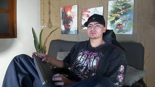 XXX chat uživo modela elliot_colton