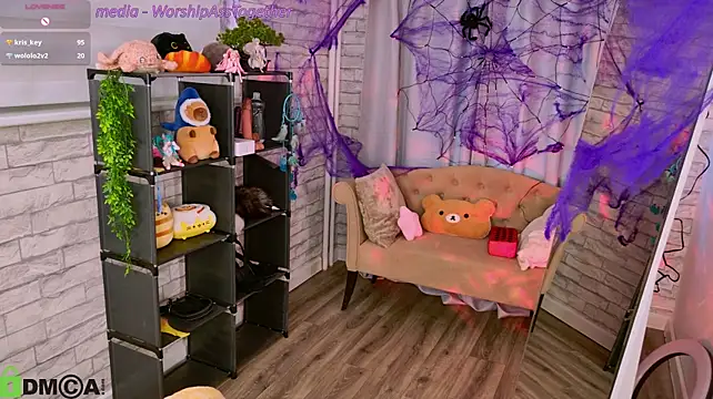 دردشة Candyy_Yeah الجنسية المباشرة