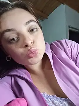Emmacut's Live XXX Chat