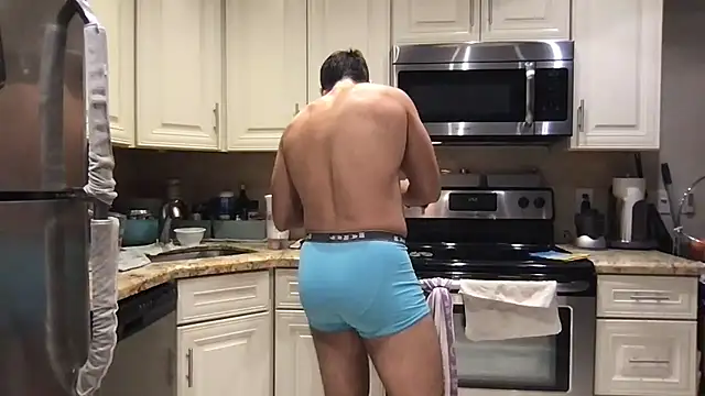 BigGuyMuscle élő XXX-chatje