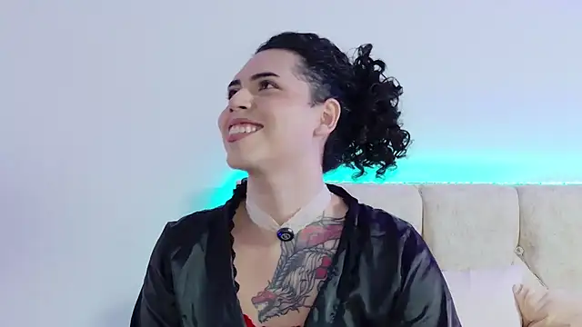 LadyMonroe_ Adlı Modelin Canlı XXX Sohbeti