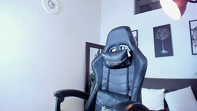 Justin_kingX7's Live XXX Chat