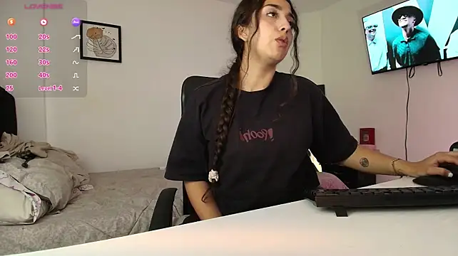 Chat +18 de Estefany777 ao vivo