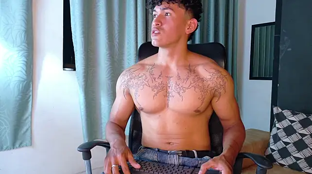 daniel_biig live XXX chat