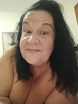 YayaMineira's Live XXX Chat