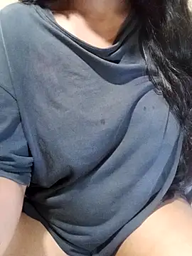 Sarah-Senate Adlı Modelin Canlı XXX Sohbeti