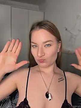 Chat +18 de KiraNiight ao vivo