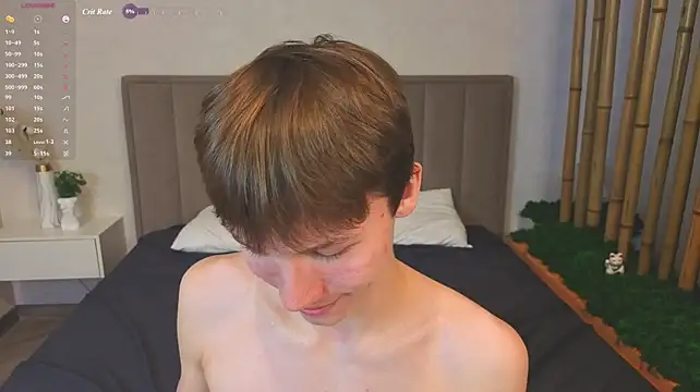cuMte_boy élő XXX-chatje