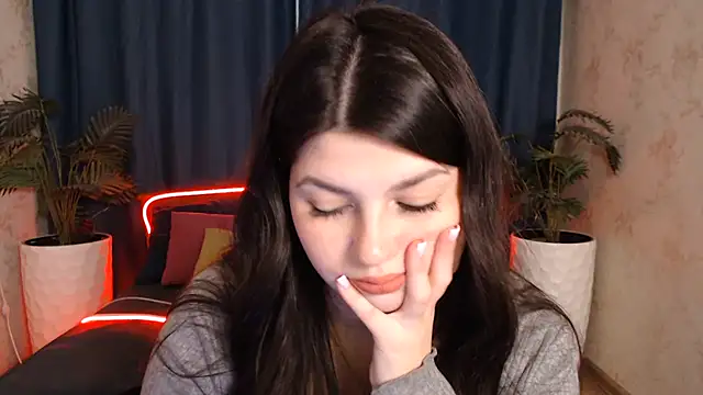 KisaModel's Live XXX Chat
