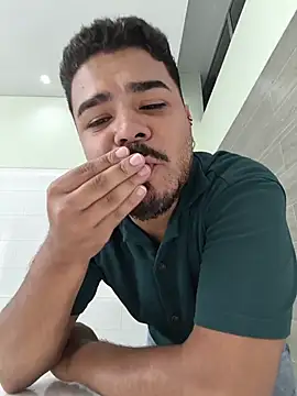 TheKingThiago's Live XXX Chat