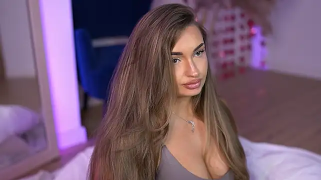 MillaSerene_ Chat XXX in diretta