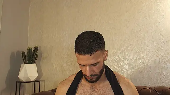 צ'אט XXX בשידור חי של Jacob_Benelli