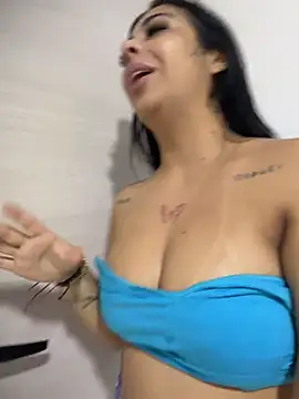 Chat +18 de xoxo_sol ao vivo
