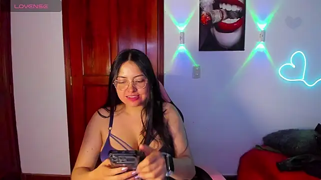 Chatroom XXX en direct de Onix_Cream