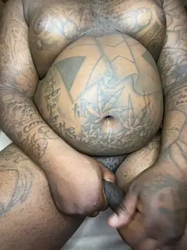Tattedupdek's Live XXX Chat