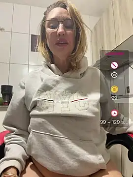 Živý XXX chat RAIRAsexy