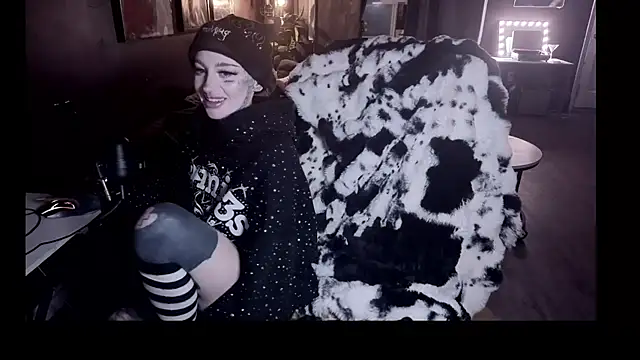 bambitatted's Live XXX Chat