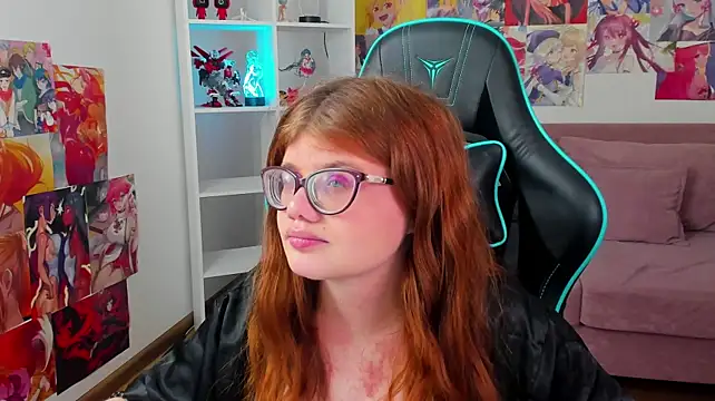 ChloeHalses Live XXX-Chat
