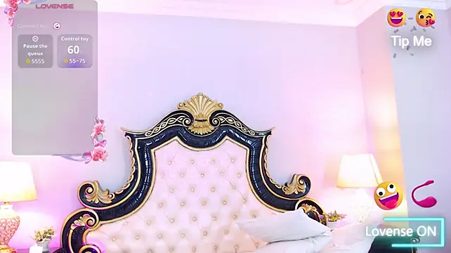 LilyReus Adlı Modelin Canlı XXX Sohbeti
