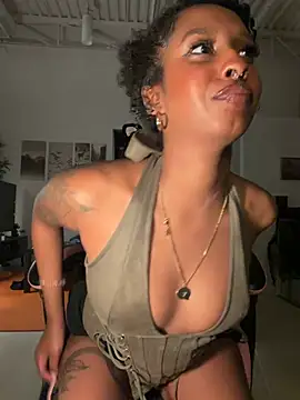 Chat XXX en directo de Your_Paris
