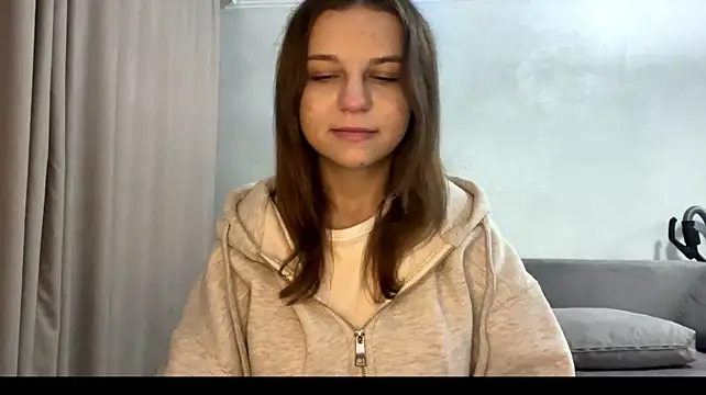 XXX chat uživo modela HwaTrippel