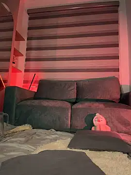 dani-nari Adlı Modelin Canlı XXX Sohbeti