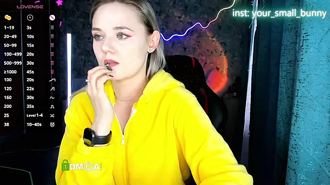 Your_small_bunny's Live XXX Chat